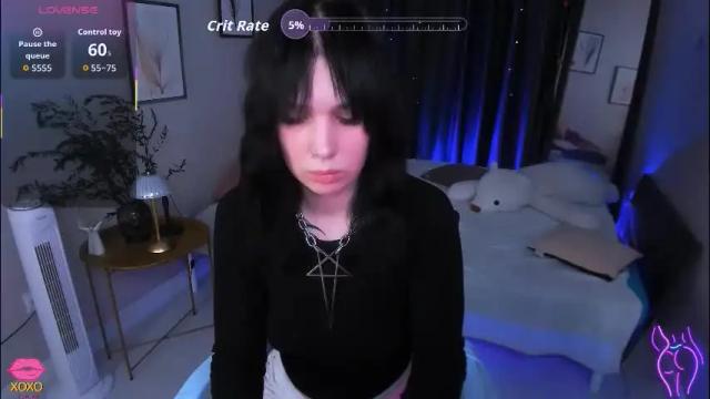 Image 4 of lia_xxgirl Stream on Chaturbate on 1 month ago