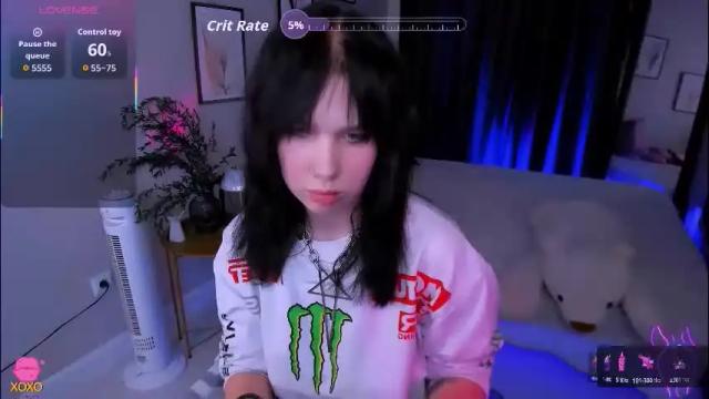 Image 11 of lia_xxgirl Stream on Chaturbate on 1 month ago