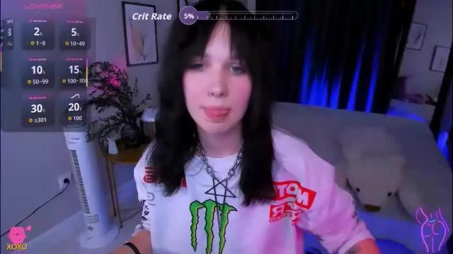 Image 12 of lia_xxgirl Stream on Chaturbate on 1 month ago