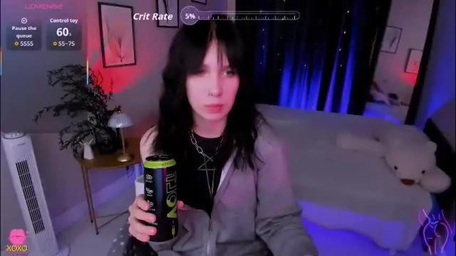 Image 3 of lia_xxgirl Stream on Chaturbate on 1 month ago