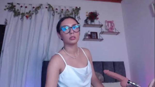 Image 4 of liaa_cute_ Stream on Chaturbate on 8 months ago