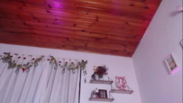 Image 8 of liaa_cute_ Stream on Chaturbate on 8 months ago