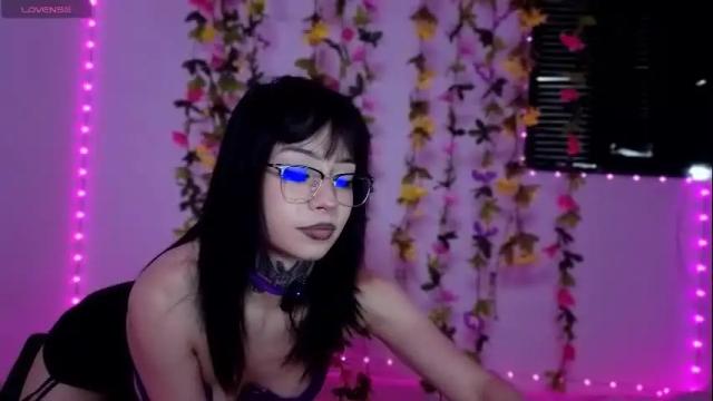 Image 6 of liaa_rodriguezz Stream on Chaturbate on 2 days ago