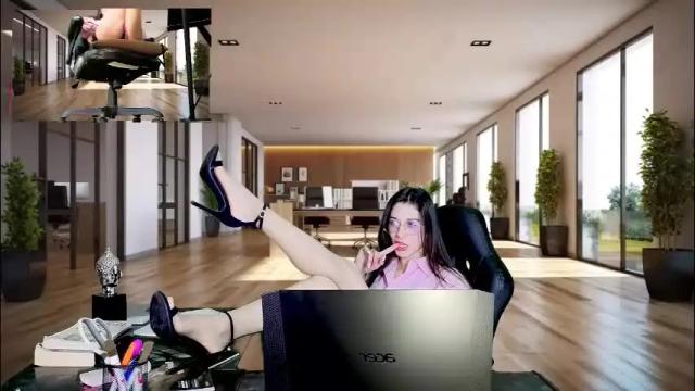 Image 8 of liaaa___ Stream on Chaturbate on 2 months ago