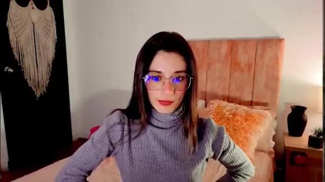 Image 2 of liaaa___ Stream on Chaturbate on 1 month ago