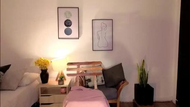 Image 10 of liaaa___ Stream on Chaturbate on 6 days ago