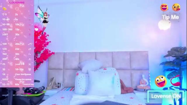 Image 3 of liaagener Stream on Chaturbate on 1 month ago