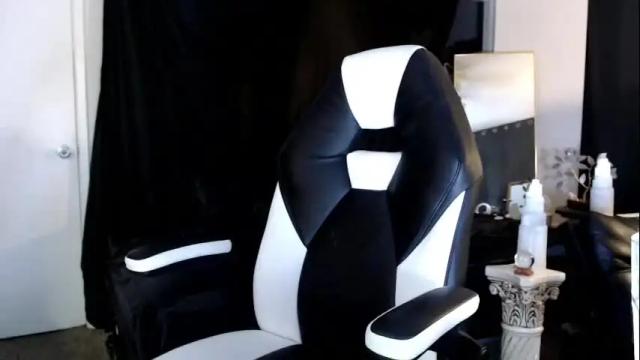Thumbnail 3, liadivina's Stream at Chaturbate, 1 month ago