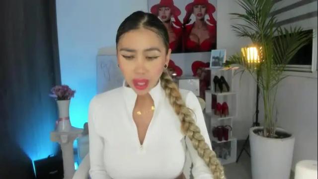 Thumbnail 1, liah_v's Stream at Chaturbate, 4 months ago