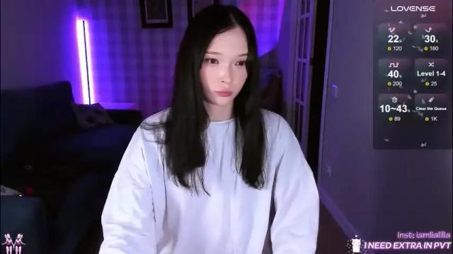 Image 7 of lialilia Stream on Chaturbate on 3 months ago