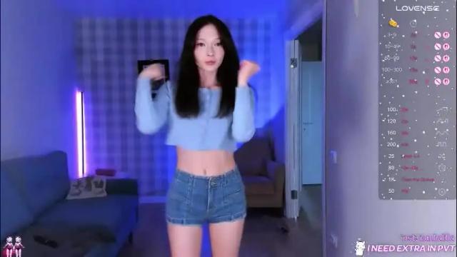 Image 7 of lialilia Stream on Chaturbate on 2 months ago