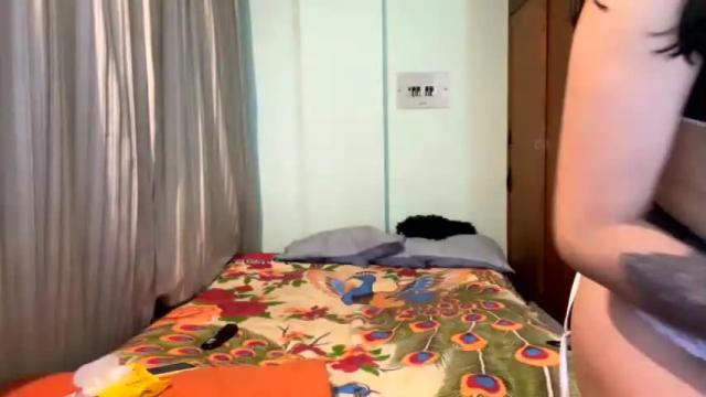 Image 3 of liam_amy0 Stream on Chaturbate on 18 months ago