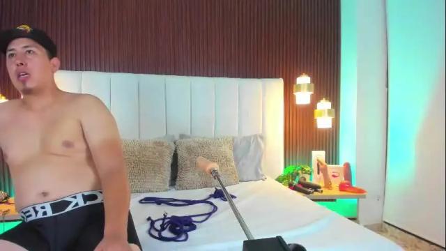 Image 10 of liana_asaff Stream on Chaturbate on 1 month ago