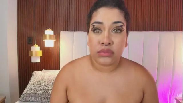 Image 6 of liana_asaff Stream on Chaturbate on 9 days ago