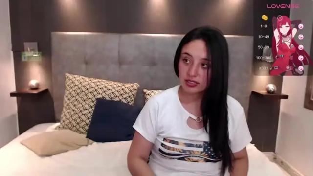 Image 11 of liana_baker Stream on Chaturbate on 17 months ago