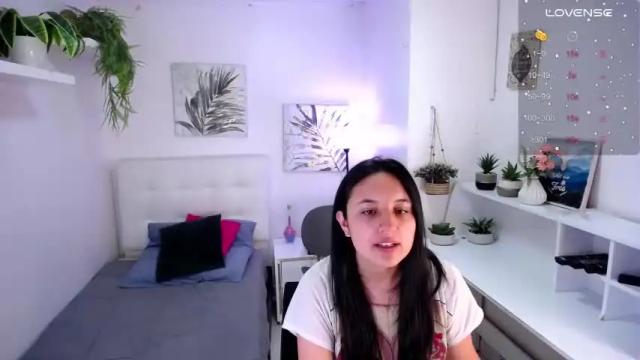 Image 6 of liana_baker Stream on Chaturbate on 17 months ago