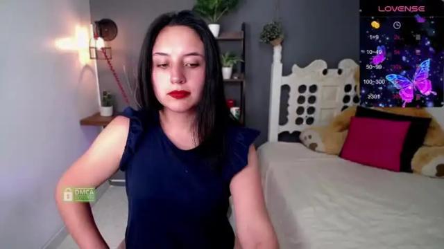Image 2 of liana_baker Stream on Chaturbate on 19 months ago
