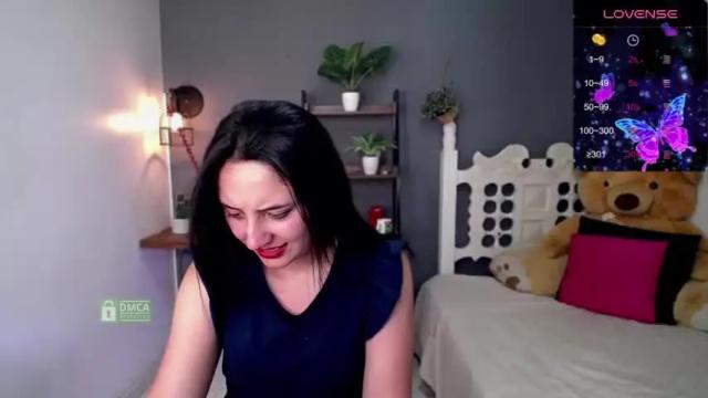 Image 7 of liana_baker Stream on Chaturbate on 19 months ago