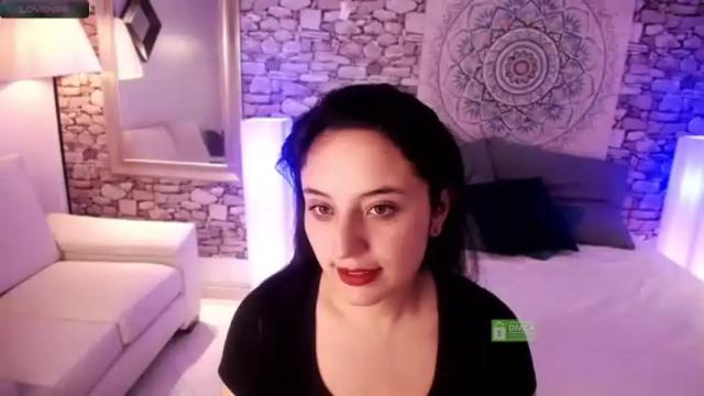 Image 3 of liana_baker Stream on Chaturbate on 15 months ago