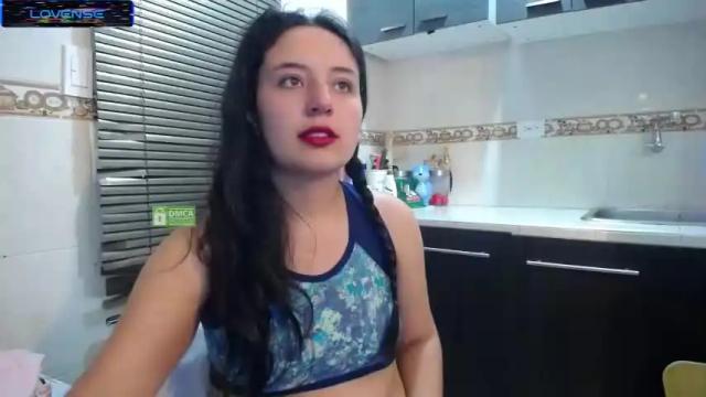 Image 3 of liana_baker Stream on Chaturbate on 14 months ago