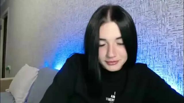 Image 2 of liana_diva Stream on Chaturbate on 2 months ago