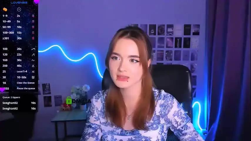 liana_kisses Chaturbate