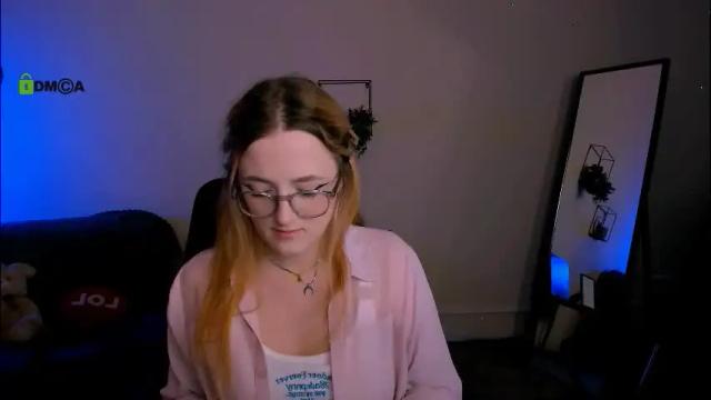 Image 2 of liana_kisses Stream on Chaturbate on 2 months ago