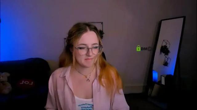 Image 4 of liana_kisses Stream on Chaturbate on 2 months ago