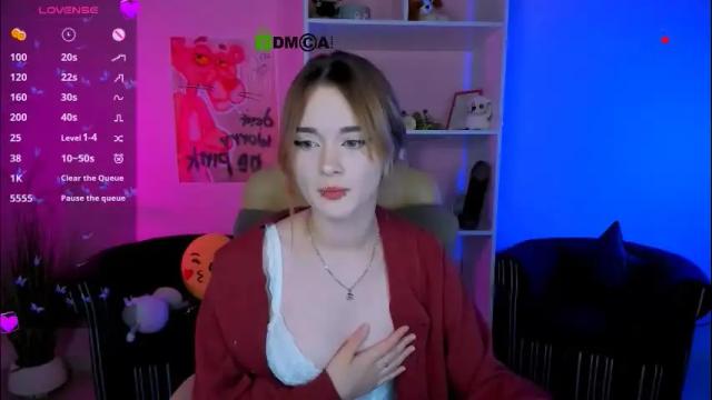 Image 4 of liana_kisses Stream on Chaturbate on 2 months ago