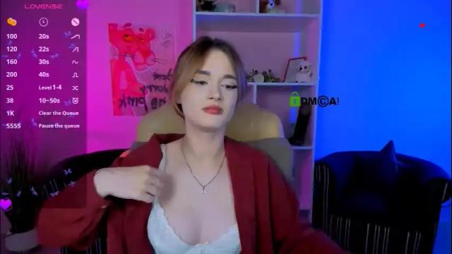 Image 7 of liana_kisses Stream on Chaturbate on 2 months ago
