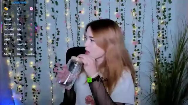 Image 8 of liana_kisses Stream on Chaturbate on 2 months ago