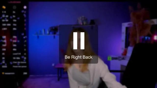 Image 3 of liana_kisses Stream on Chaturbate on 2 months ago