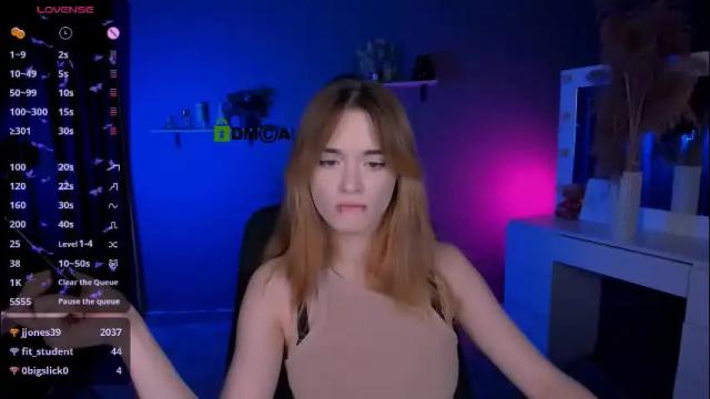 Image 11 of liana_kisses Stream on Chaturbate on 2 months ago