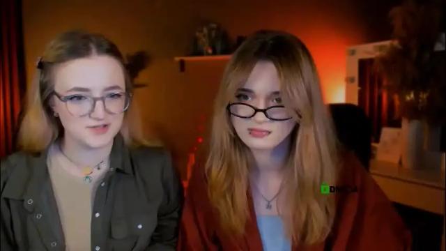 Image 2 of liana_kisses Stream on Chaturbate on 1 month ago