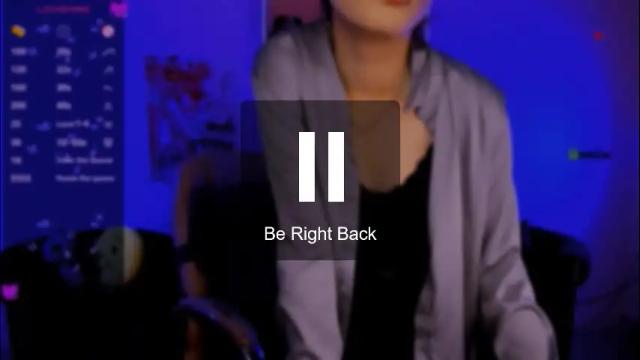 Image 2 of liana_kisses Stream on Chaturbate on 1 month ago