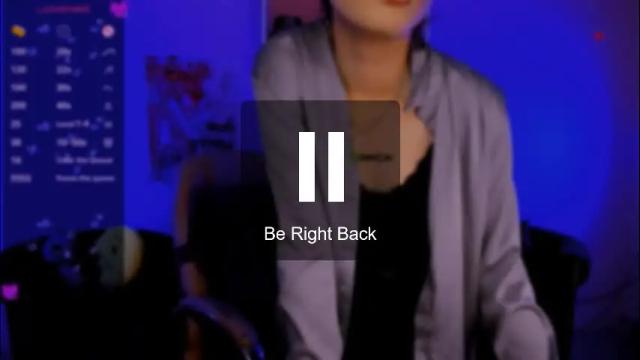 Image 3 of liana_kisses Stream on Chaturbate on 1 month ago