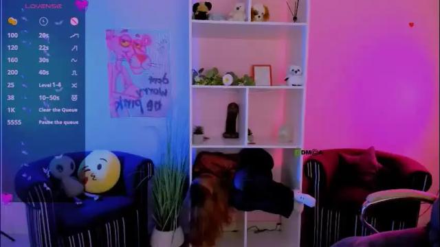 Image 4 of liana_kisses Stream on Chaturbate on 1 month ago