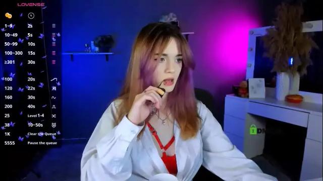 Image 10 of liana_kisses Stream on Chaturbate on 1 month ago