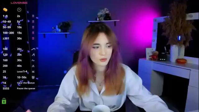 Image 4 of liana_kisses Stream on Chaturbate on 1 month ago