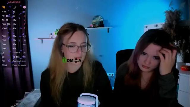 Image 2 of liana_kisses Stream on Chaturbate on 1 month ago