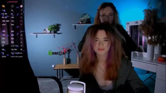 Image 3 of liana_kisses Stream on Chaturbate on 1 month ago