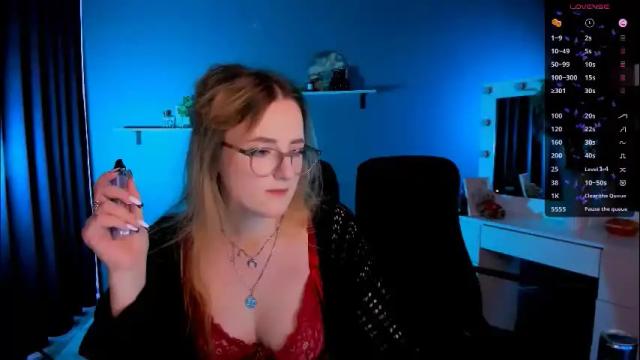 Image 8 of liana_kisses Stream on Chaturbate on 1 month ago