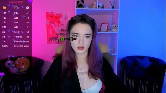 Image 11 of liana_kisses Stream on Chaturbate on 1 month ago