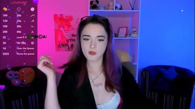 Image 8 of liana_kisses Stream on Chaturbate on 1 month ago