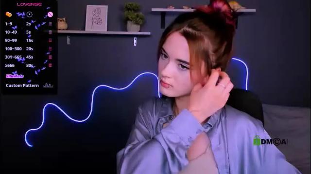Image 6 of liana_kisses Stream on Chaturbate on 1 month ago