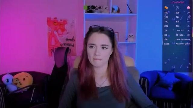 Image 7 of liana_kisses Stream on Chaturbate on 29 days ago