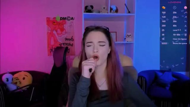 Image 8 of liana_kisses Stream on Chaturbate on 29 days ago