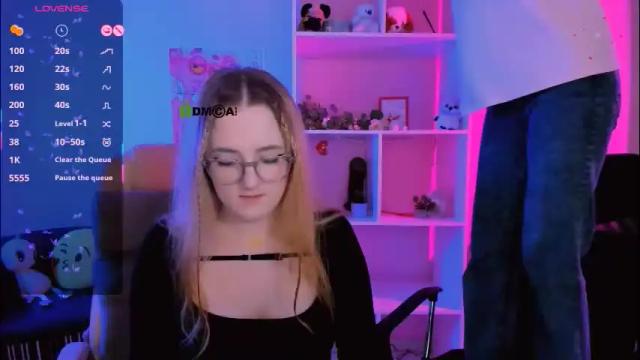 Image 11 of liana_kisses Stream on Chaturbate on 26 days ago