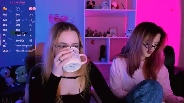 Image 4 of liana_kisses Stream on Chaturbate on 26 days ago