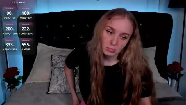 Image 3 of lianafleen Stream on Chaturbate on 28 days ago